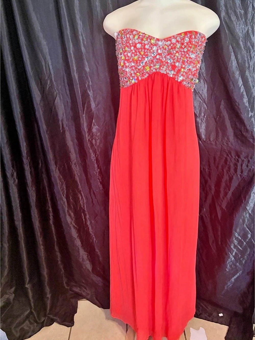 Masquerade Beaded Maxi Dress Red Size 22